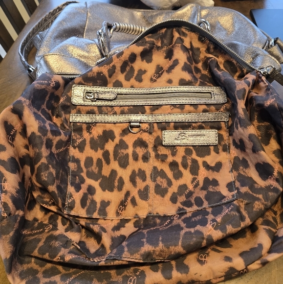 B. Makowsky Metallic Silver Leather Top Handle Shoulder Bag - Picture 13 of 15